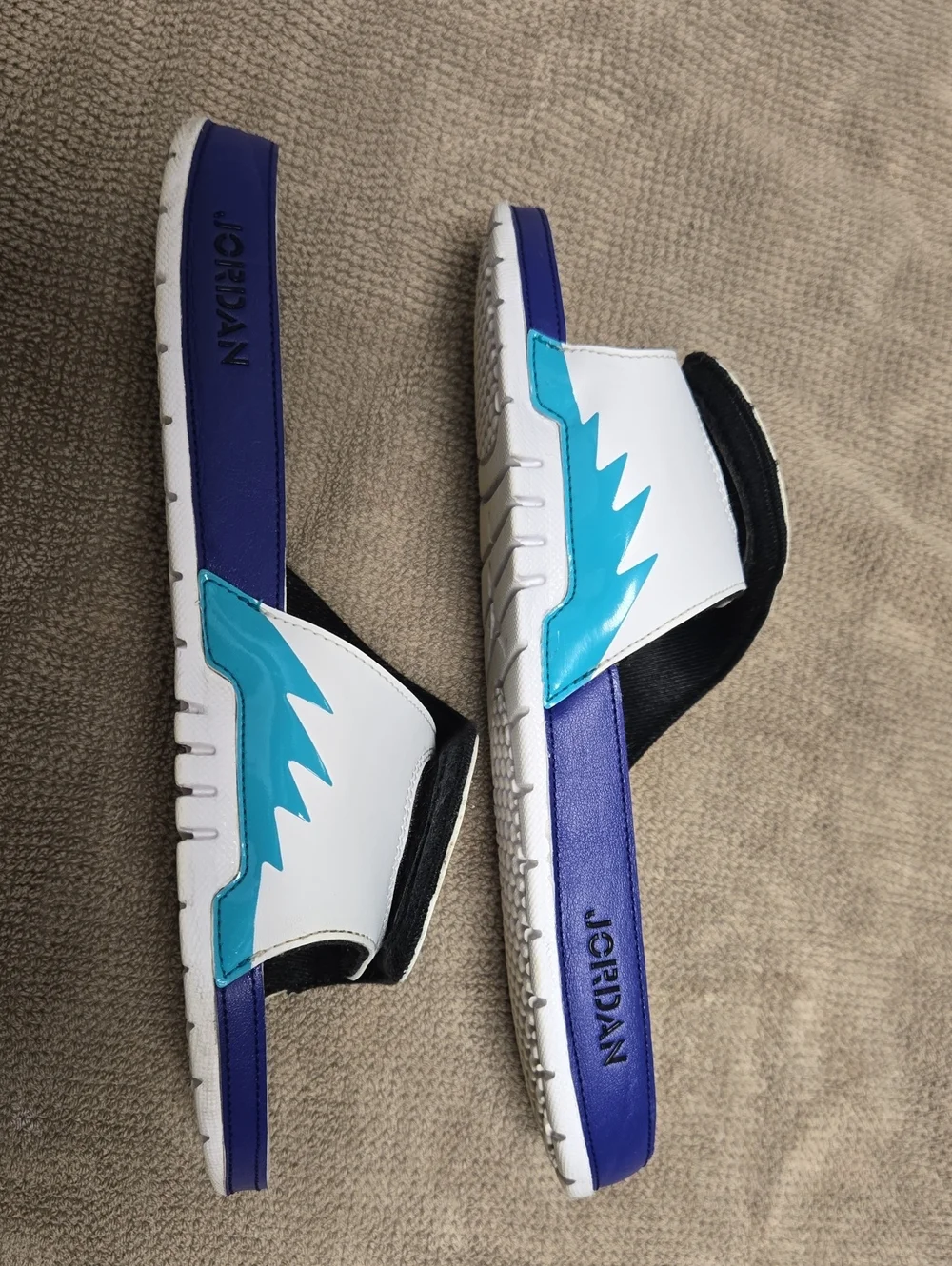 Nike Slides Sandals